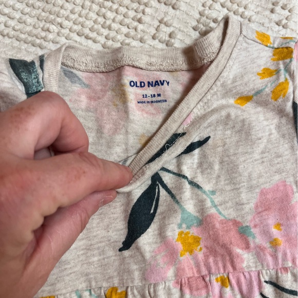 Bundle of baby girl dresses and clothes 18mo - Picture 10 of 16